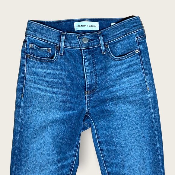 DENIM FORUM The Nico Mid Rise Skinny Crop Size 25 EUC - Picture 5 of 16
